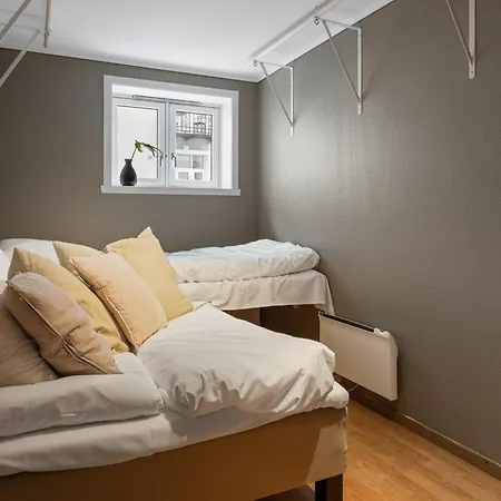 Apartment Spacious & Cozy Hideaway With Central Location *